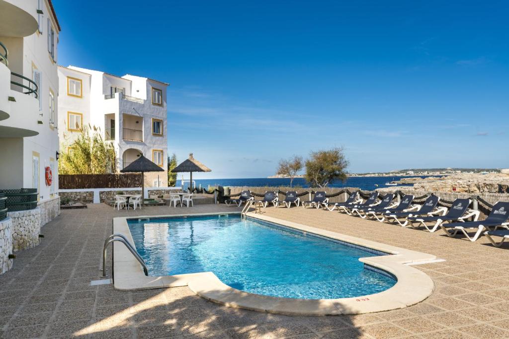 Apartamentos Sol Ponent. Donde alojarse en Menorca