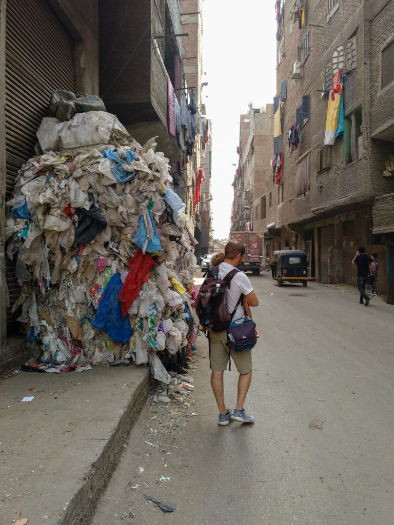 ciudad de la basura el cairo