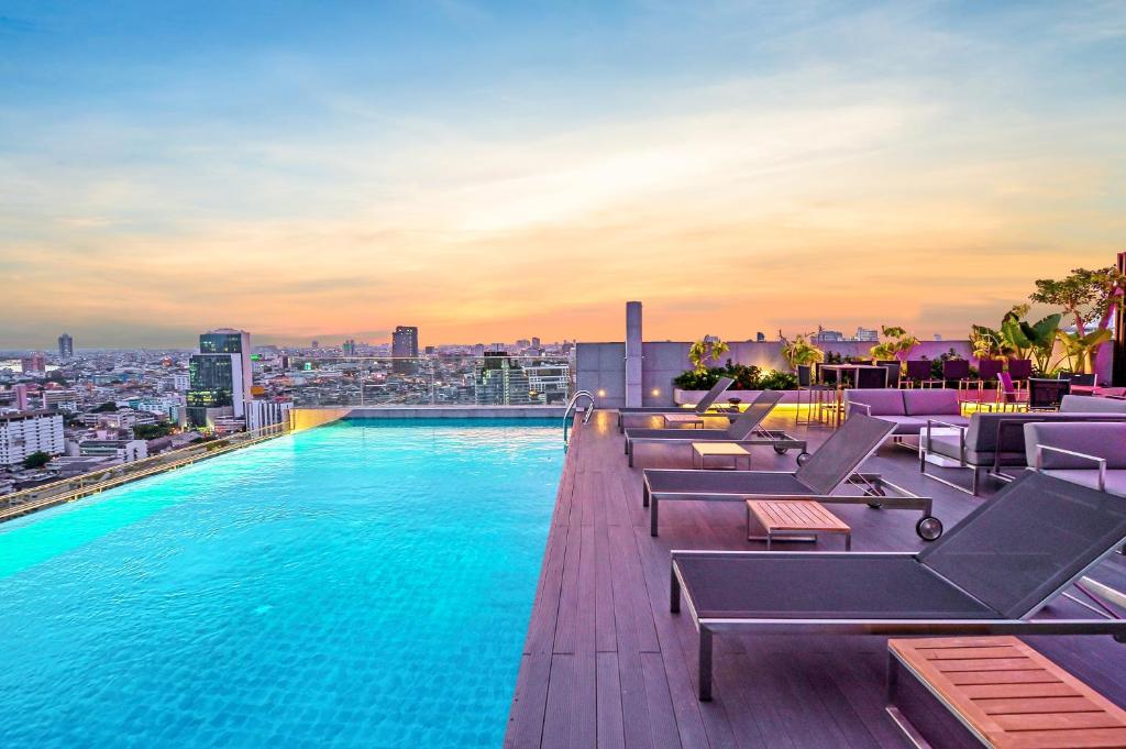 Amara Bangkok Hotel vistas piscina infinita