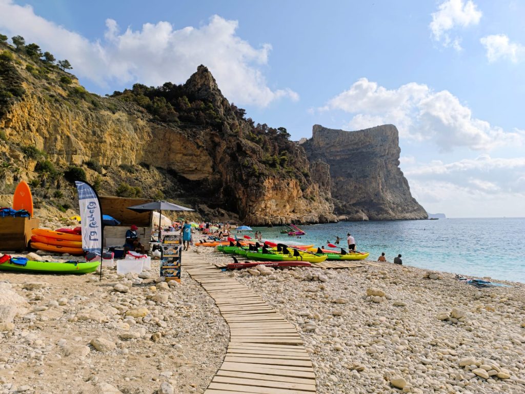 cala moraig. playa bonita alicante