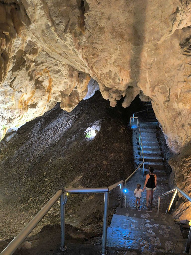 Cañon de Matka. Macedonia del norte. Cueva Vrelo_